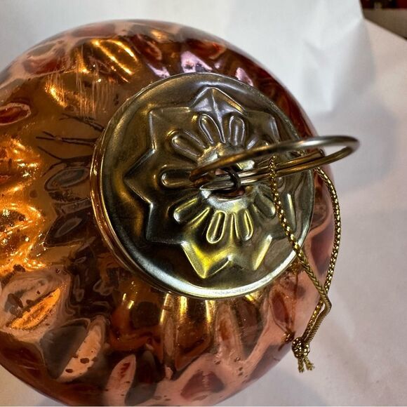 Vintage unique rose glass ornament glass globe  metal topped glass Christmas - Picture 4 of 6